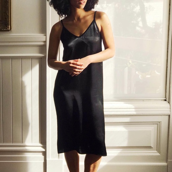 Everlane Dresses & Skirts - {Everlane} The Party Satin Slip Dress